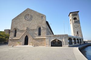 evangelismos_church_9451731141