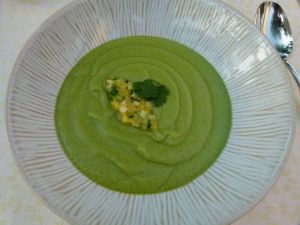 1280px-gurken-gazpacho